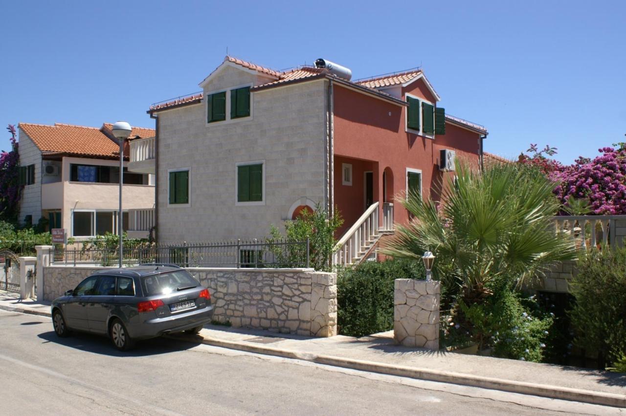 Apartments By The Sea Supetar, Brac - 4274 Bagian luar foto