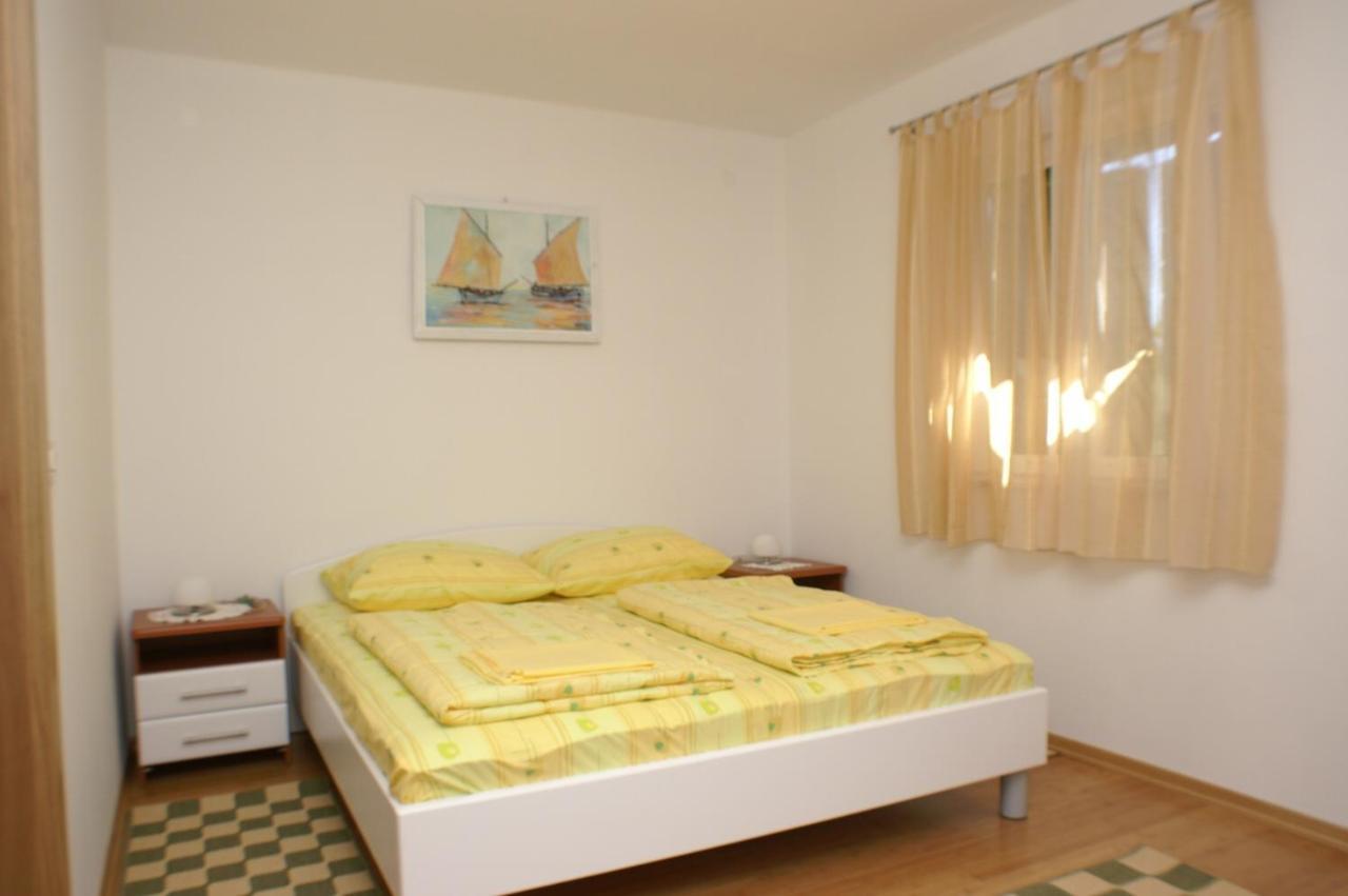 Apartments By The Sea Supetar, Brac - 4274 Bagian luar foto